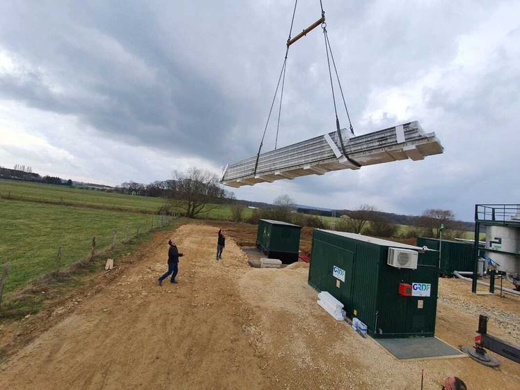 Herstellung eines Holzhauses, Coin-sur-Seille (Frankreich) – Bild 2