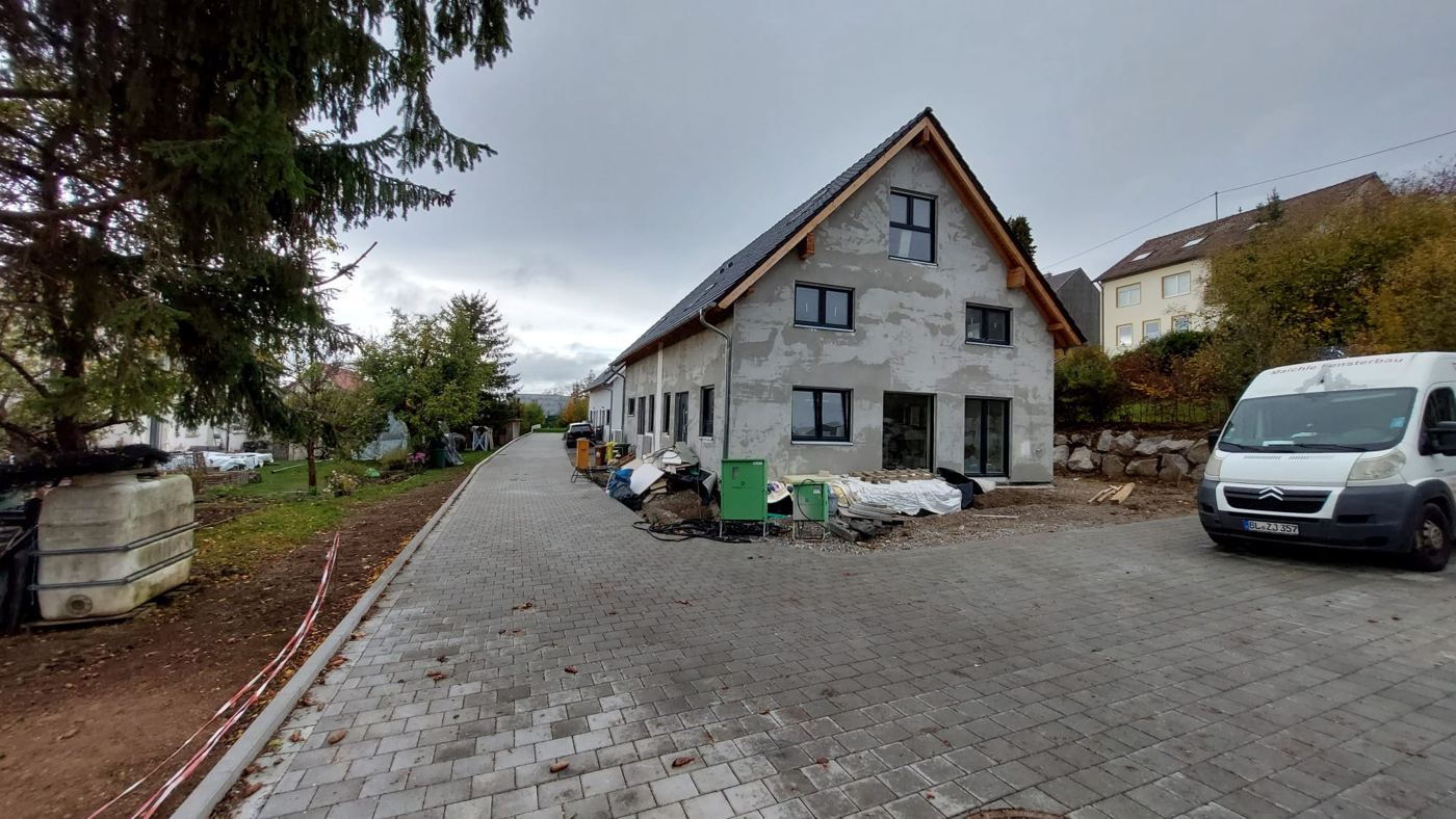Neubau von 4 Doppelhaushälften und einem Einfamilienhaus, Villingen-Schwenningen (Weigheim) – Bild 2